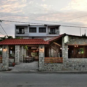 theano-studios.hotelschalkidiki.net/